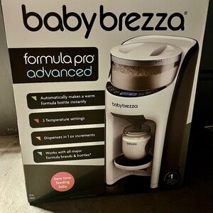Baby Brezza Formula Pro Advanced UNOPENED